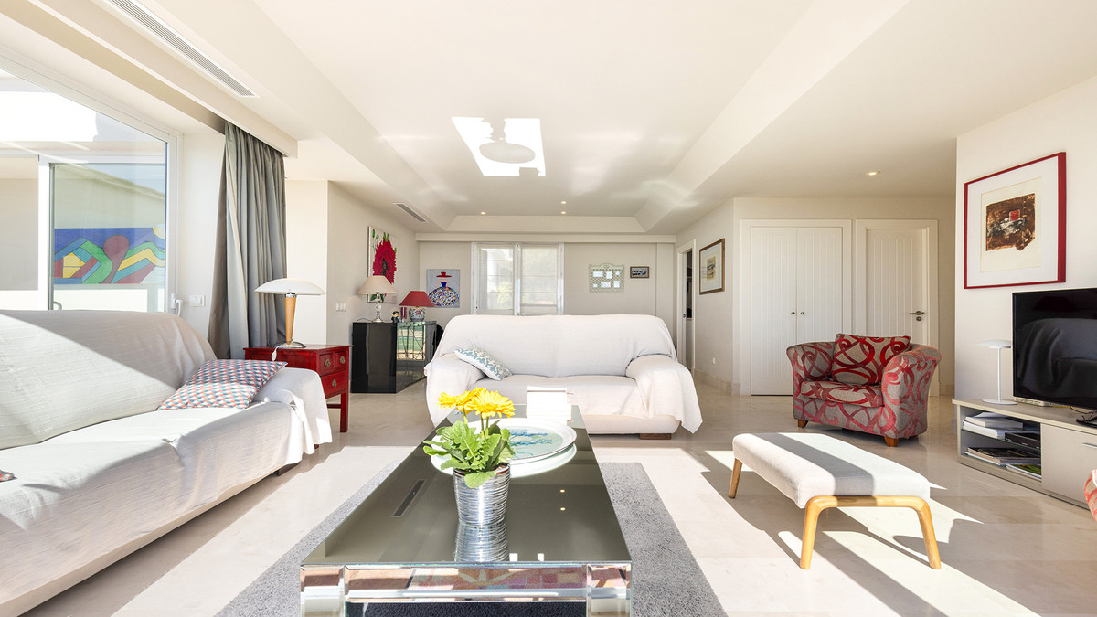 3 Bed Apartment for sale in Doña Julia Costa Del Sol, Málaga, Spain