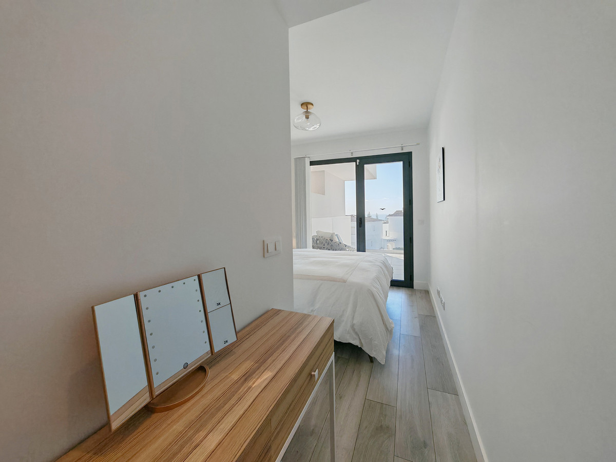 Se vende Apartamento Planta Media de 2 dormitorios en Costa Del Sol, Málaga, España