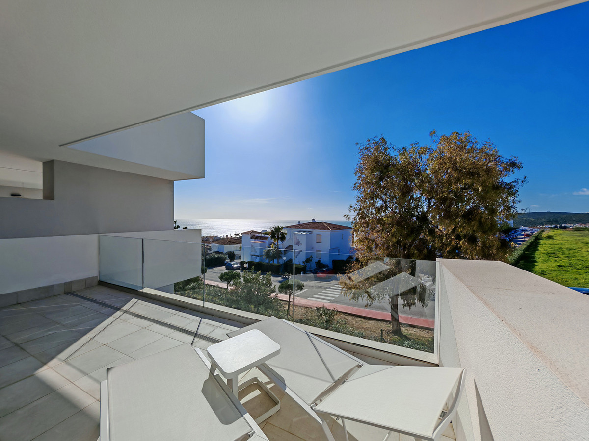 Se vende Apartamento Planta Media de 2 dormitorios en Costa Del Sol, Málaga, España