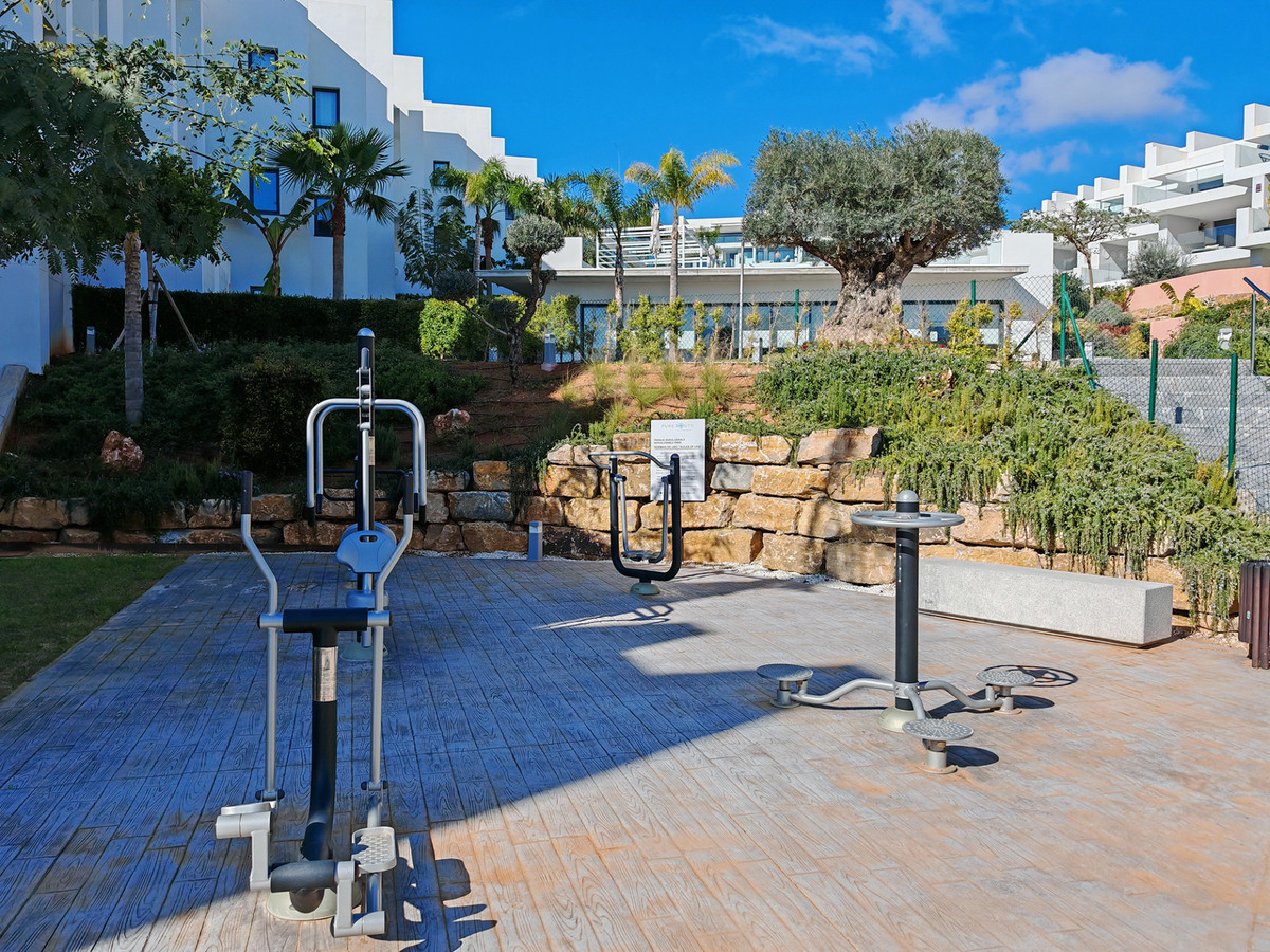 Se vende Apartamento Planta Media de 2 dormitorios en Costa Del Sol, Málaga, España