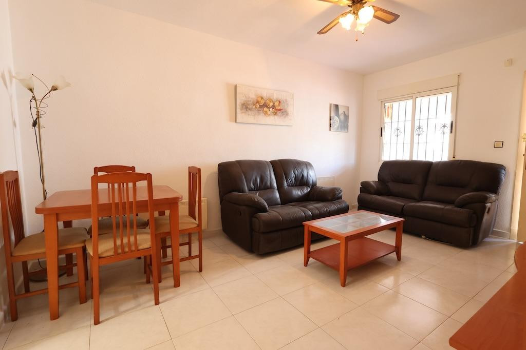 Se vende Bungalow de 2 dormitorios en Costa Blanca, Alicante, España
