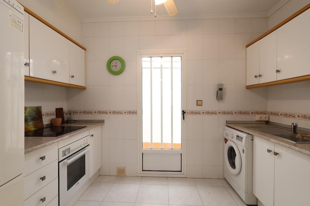 Se vende Bungalow de 2 dormitorios en Costa Blanca, Alicante, España