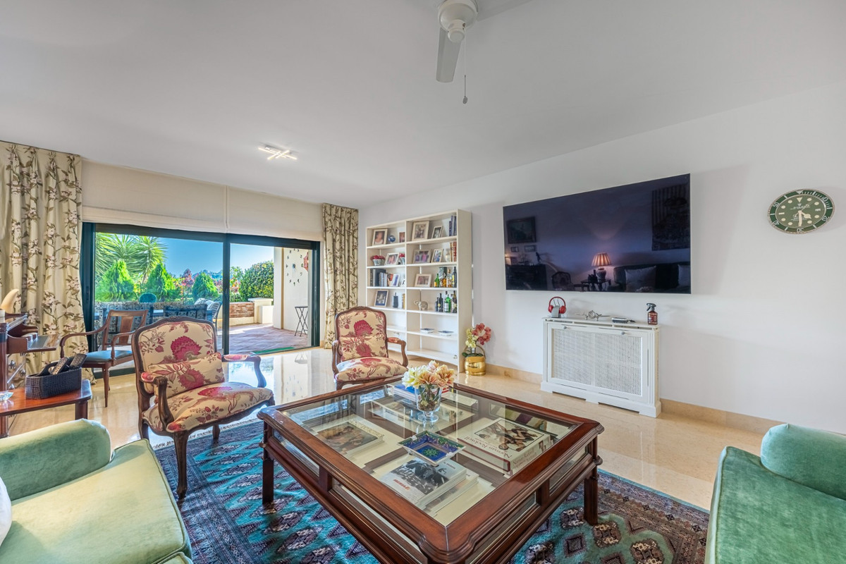 Se vende Apartamento Planta Baja de 2 dormitorios en Costa Del Sol, Málaga, España
