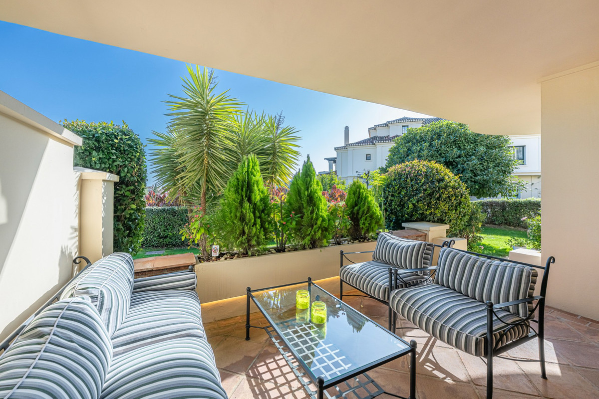 Se vende Apartamento Planta Baja de 2 dormitorios en Costa Del Sol, Málaga, España