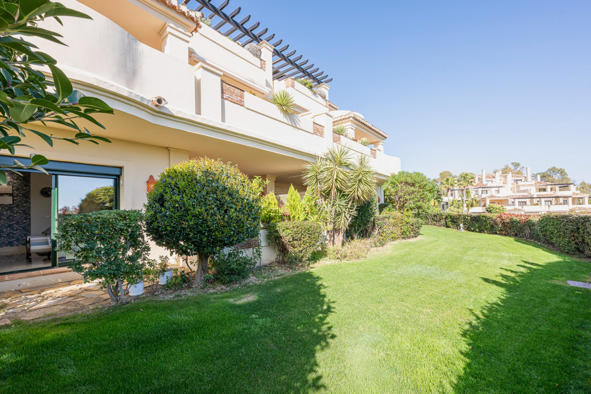 Se vende Apartamento Planta Baja de 2 dormitorios en Costa Del Sol, Málaga, España