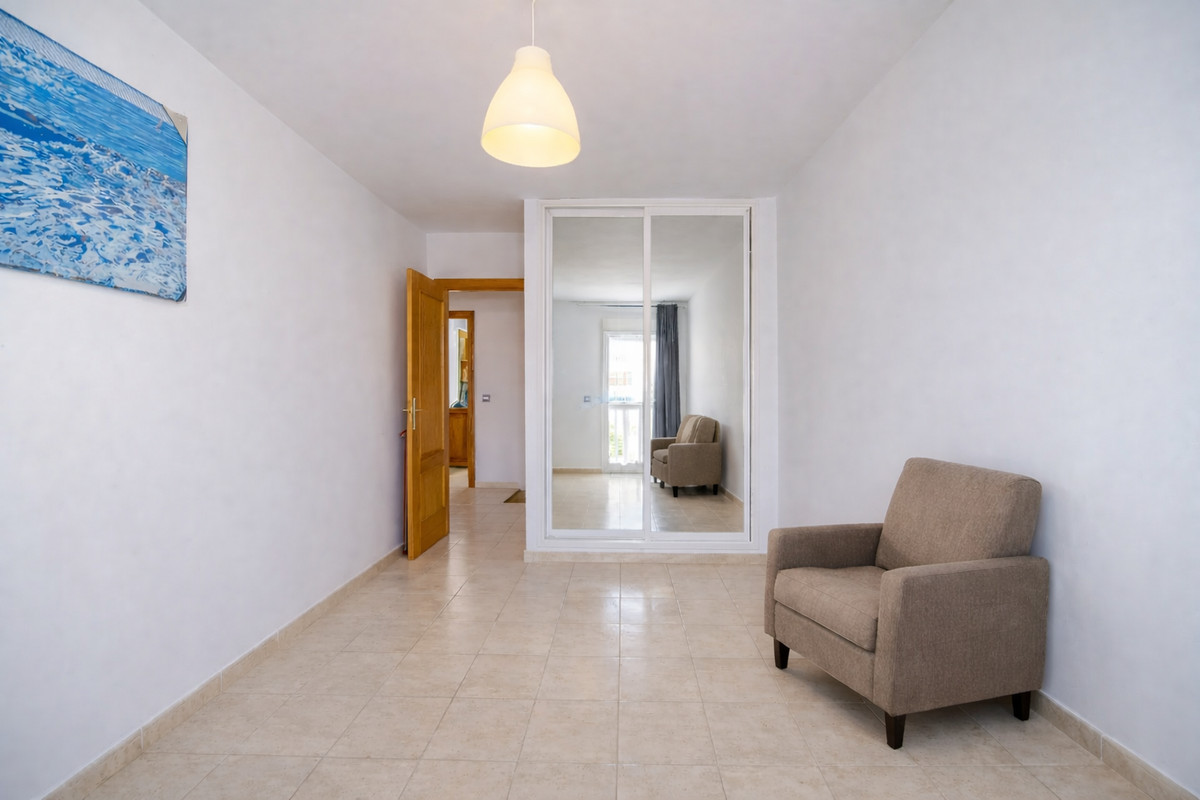 3 Bed Apartment for sale in Estepona Costa Del Sol, Málaga, Spain
