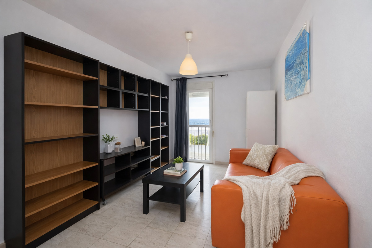 3 Bed Apartment for sale in Estepona Costa Del Sol, Málaga, Spain