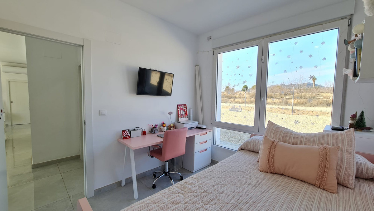 Se vende Villa - Chalet de 3 dormitorios en Costa Blanca, Alicante, España
