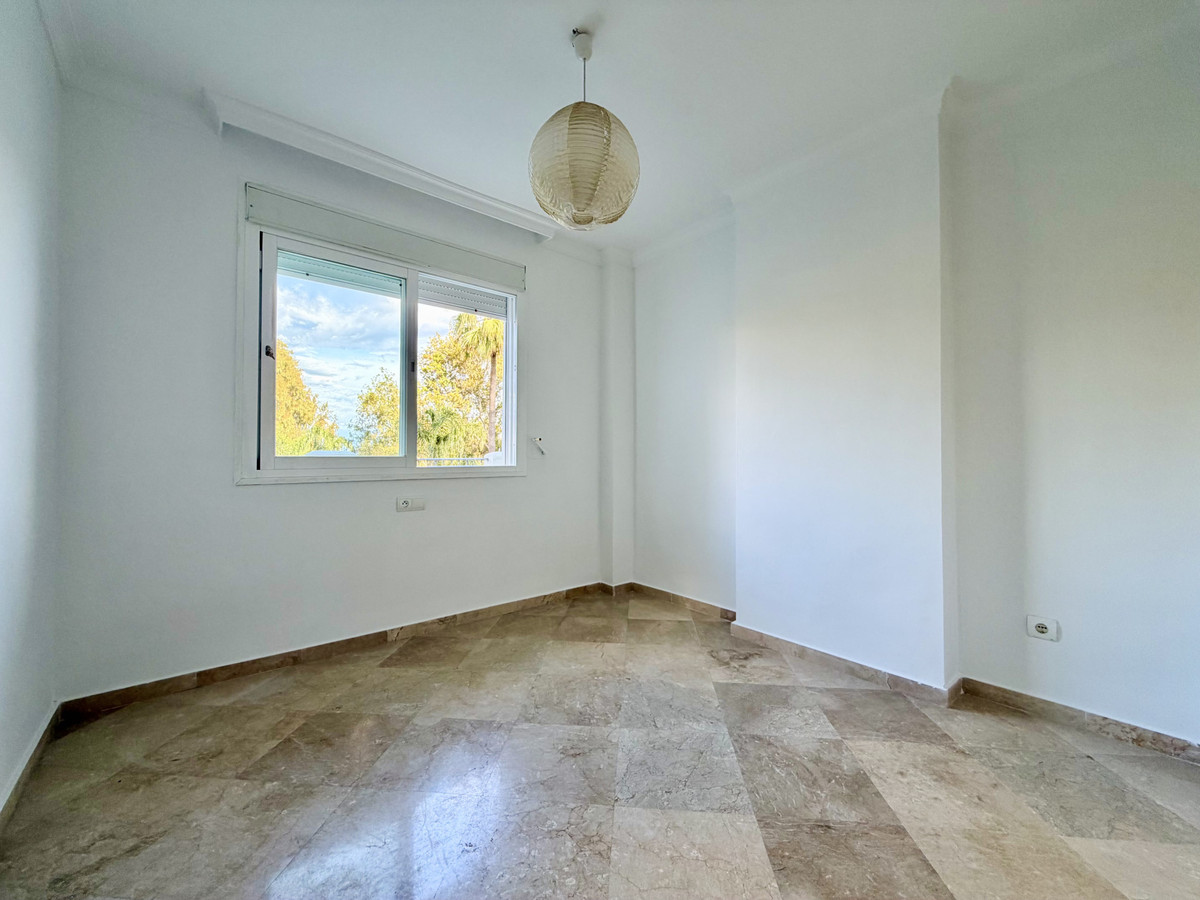 2 Bed Apartment for sale in Casares Costa Del Sol, Málaga, Spain