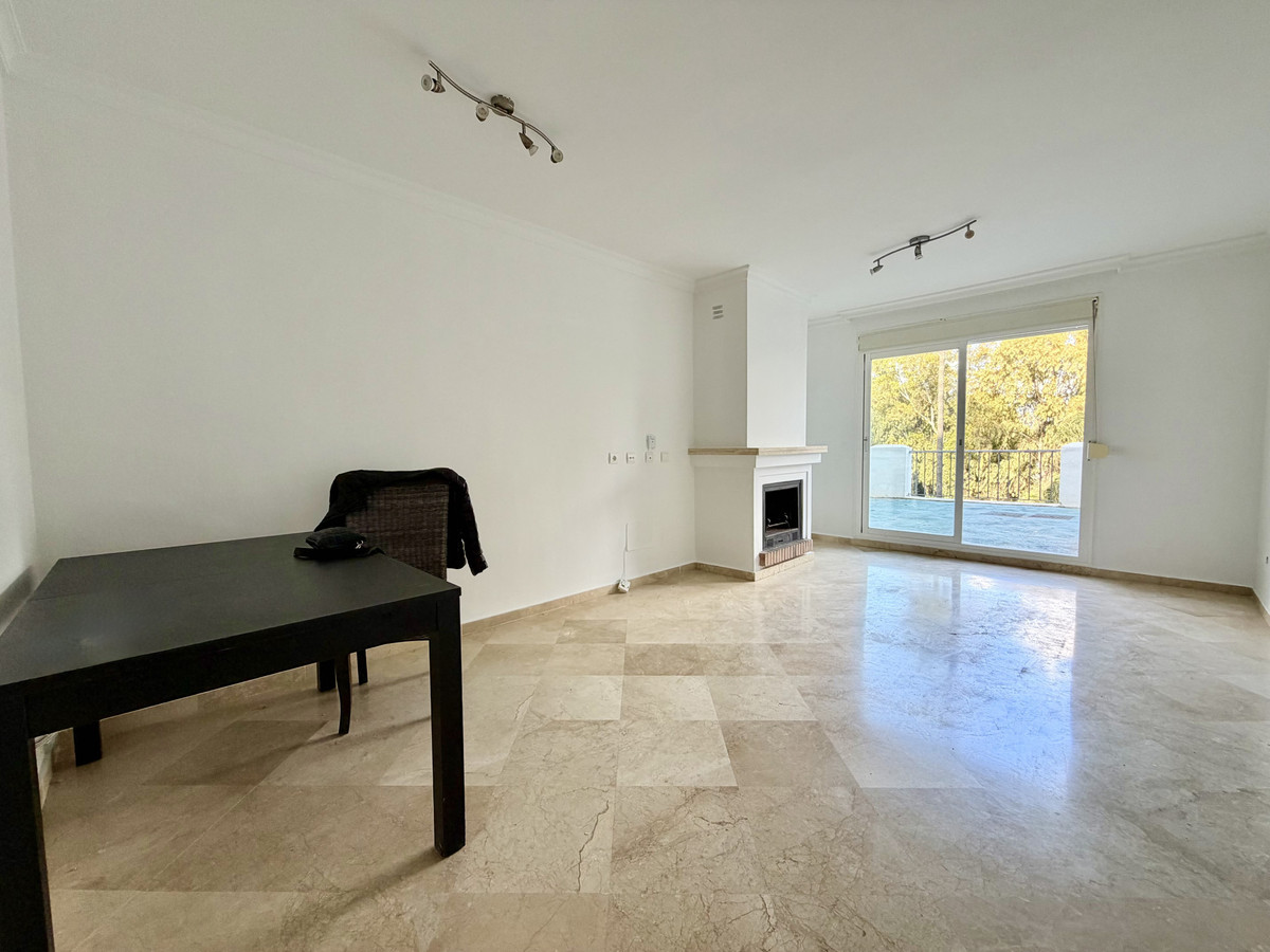 2 Bed Apartment for sale in Casares Costa Del Sol, Málaga, Spain