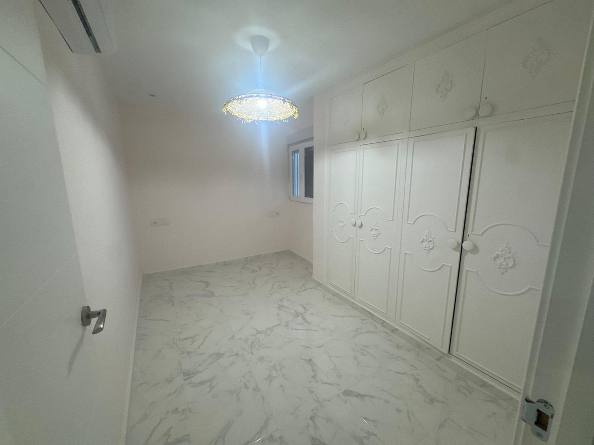 3 Bed Apartment for sale in Torrevieja Costa Blanca, Alicante, Spain
