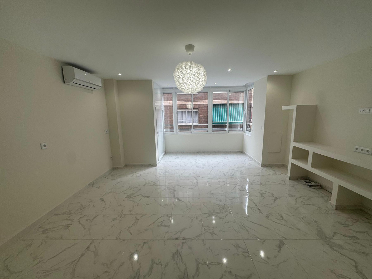 3 Bed Apartment for sale in Torrevieja Costa Blanca, Alicante, Spain
