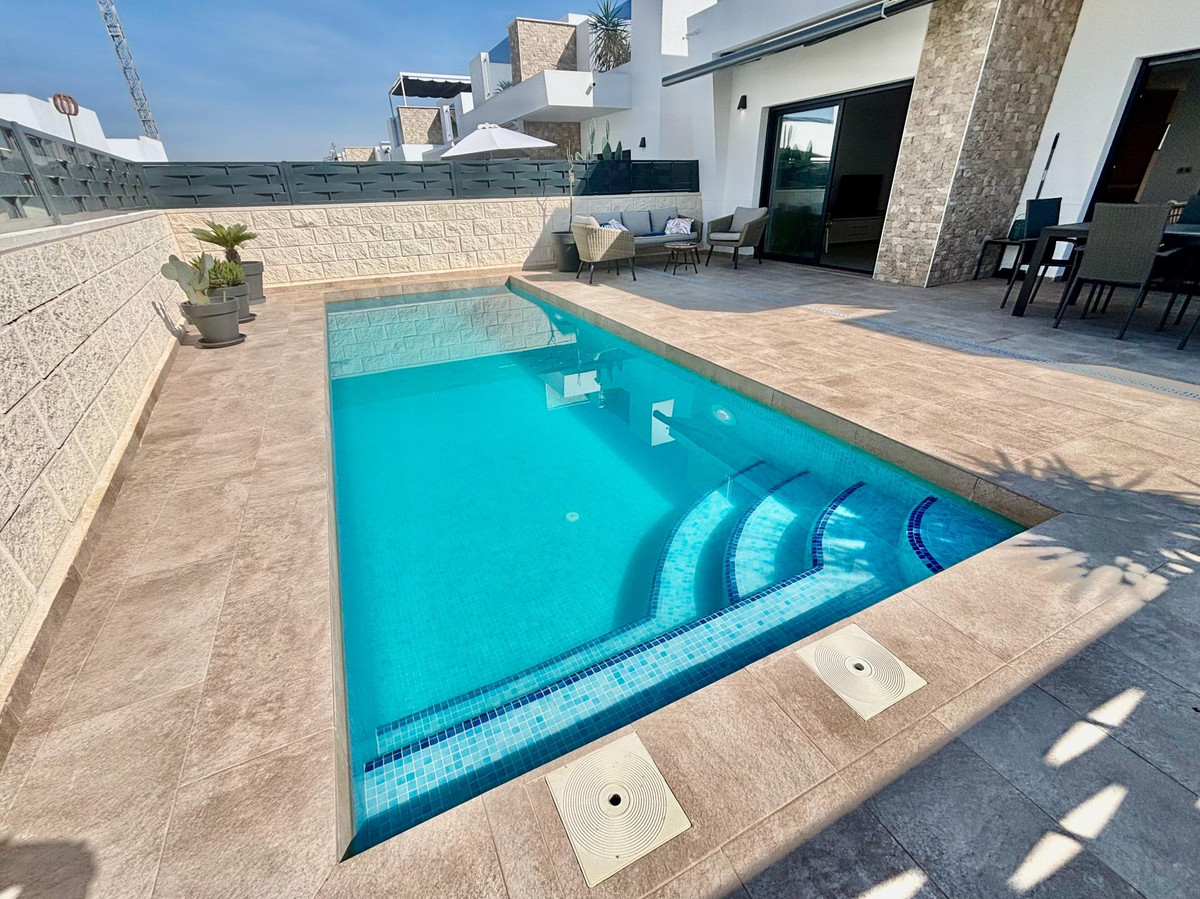 3 Bed Townhouse for sale in Benijofar Costa Blanca, Alicante, Spain