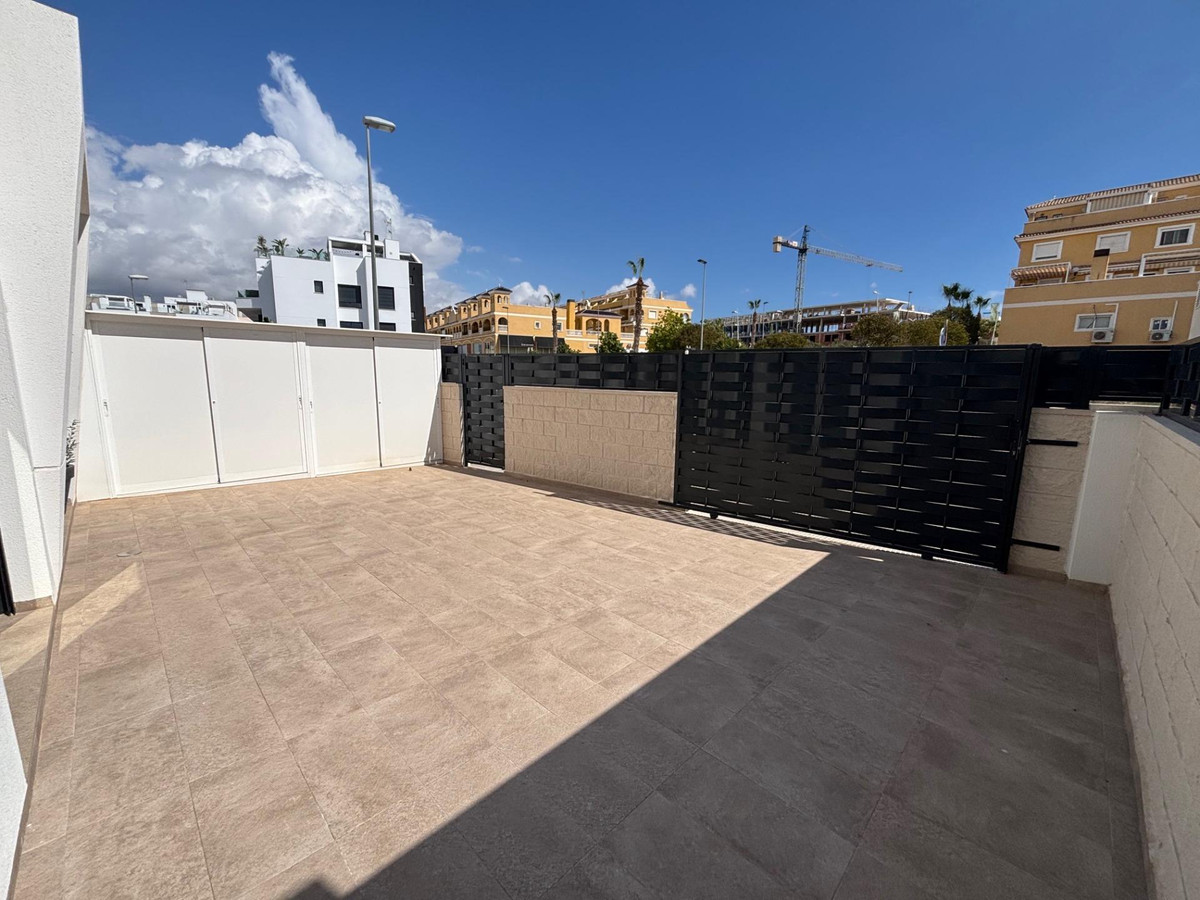 3 Bed Townhouse for sale in Benijofar Costa Blanca, Alicante, Spain