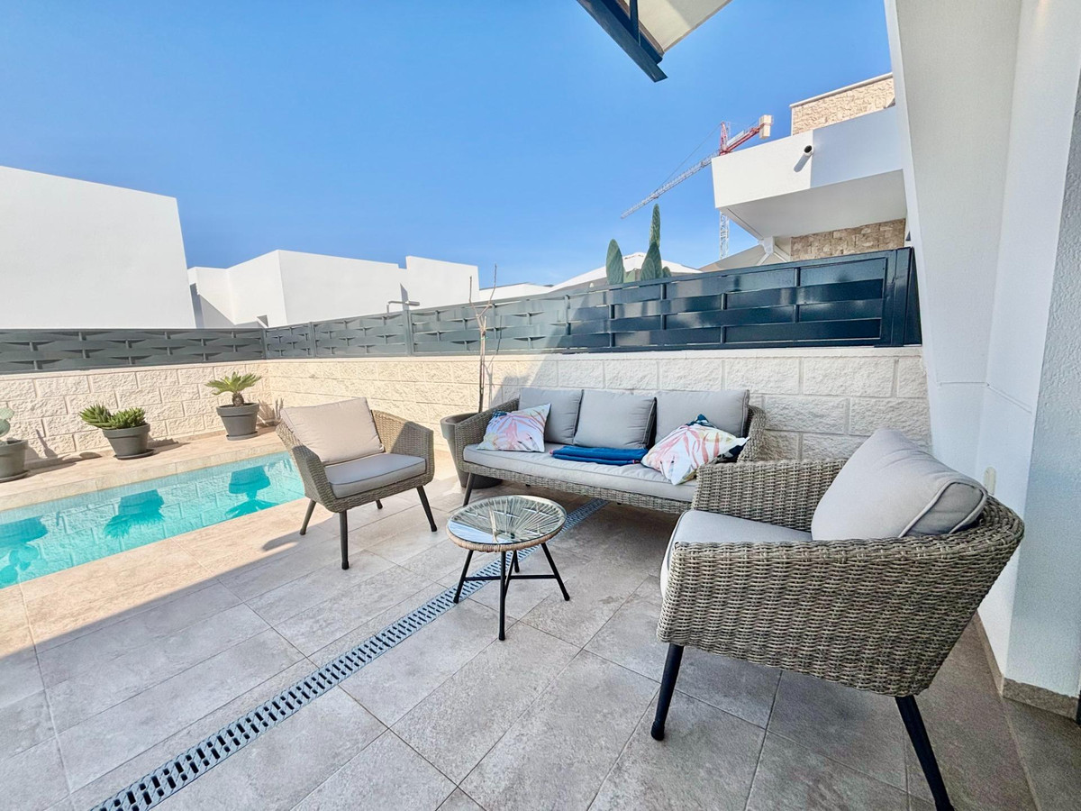 3 Bed Townhouse for sale in Benijofar Costa Blanca, Alicante, Spain