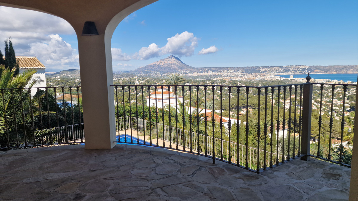 3 Bed Townhouse for sale in Javea Costa Blanca, Alicante, Spain