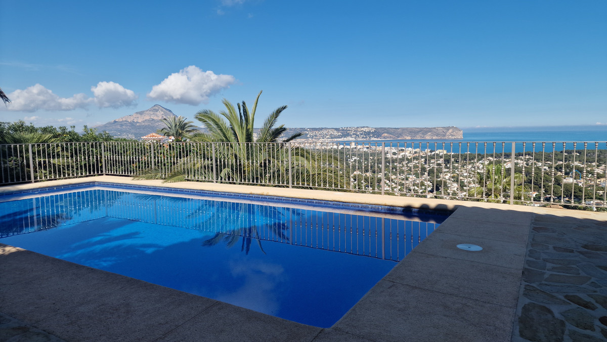 3 Bed Townhouse for sale in Javea Costa Blanca, Alicante, Spain
