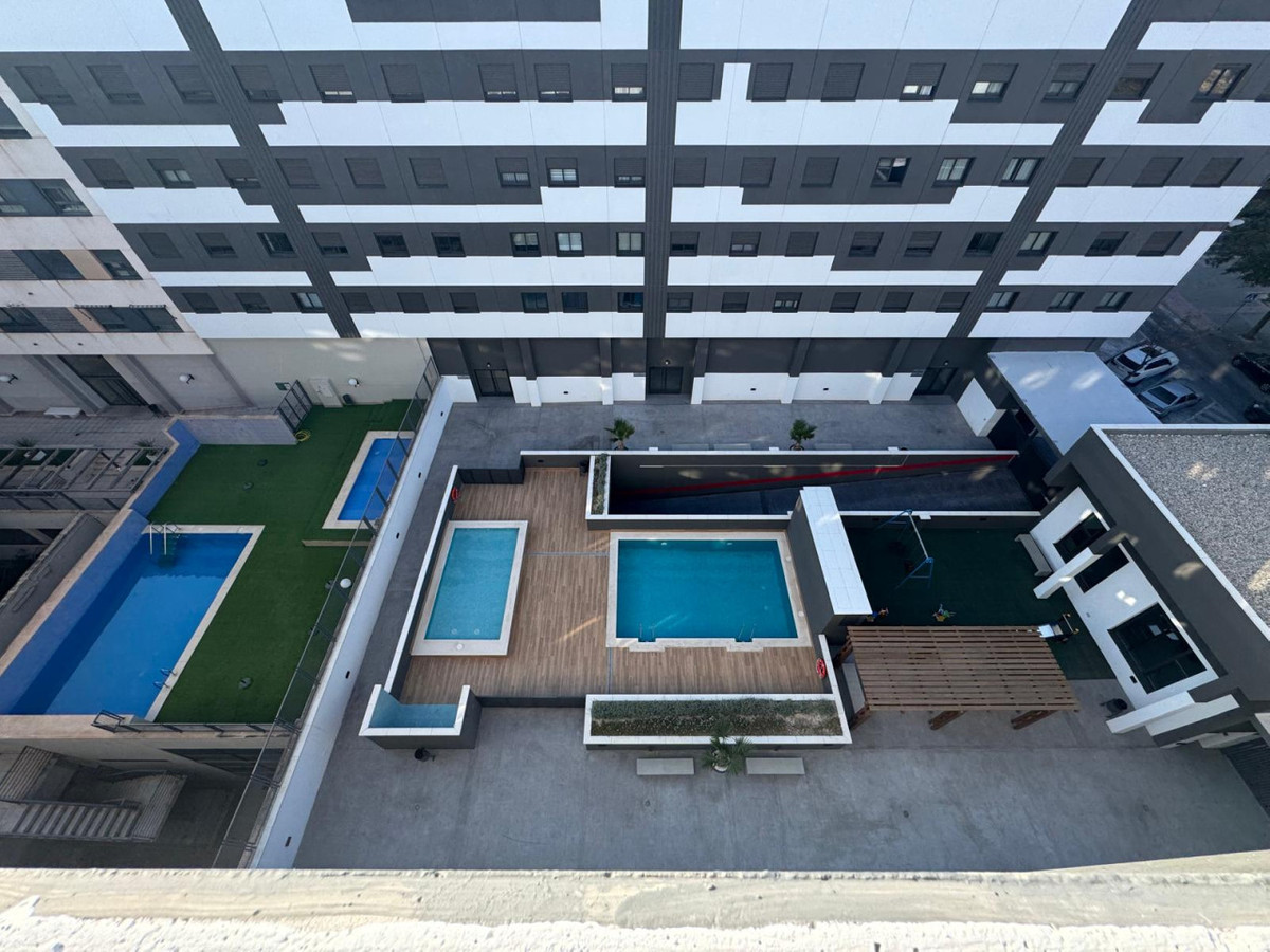 Se vende Apartamento Planta Media de 3 dormitorios en Costa Blanca, Alicante, España