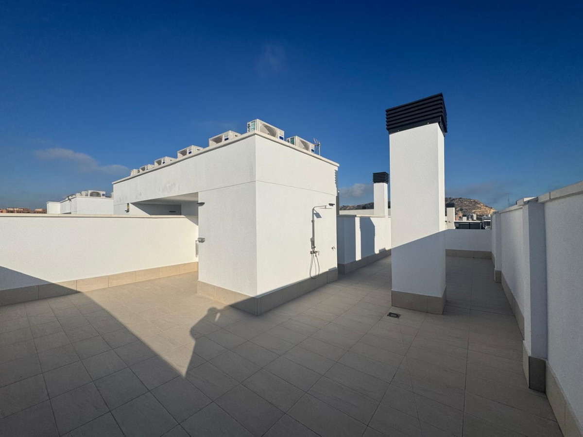 Se vende Apartamento Planta Media de 3 dormitorios en Costa Blanca, Alicante, España