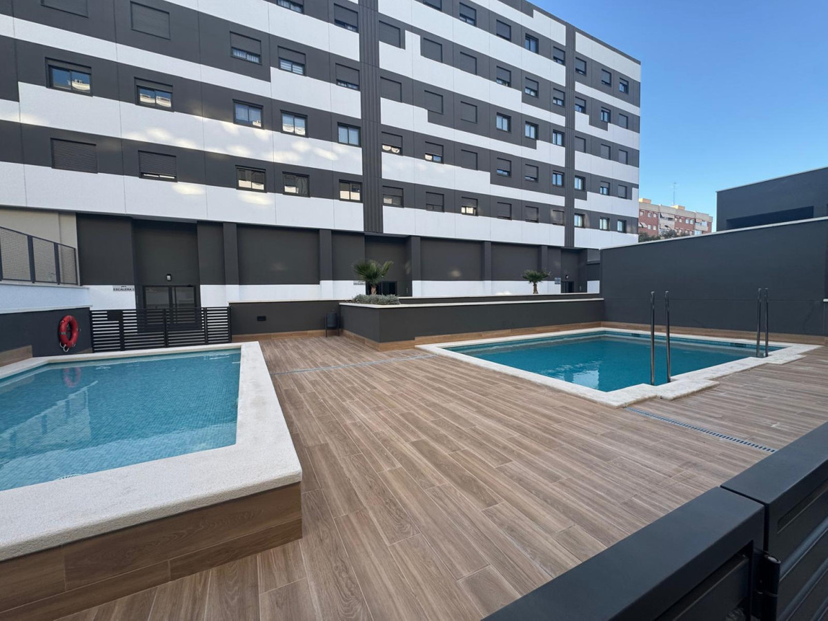 Se vende Apartamento Planta Media de 3 dormitorios en Costa Blanca, Alicante, España