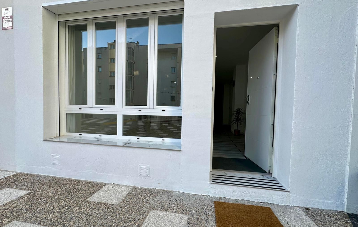 Se vende Apartamento Planta Baja de 1 dormitorios en Costa Del Sol, Málaga, España