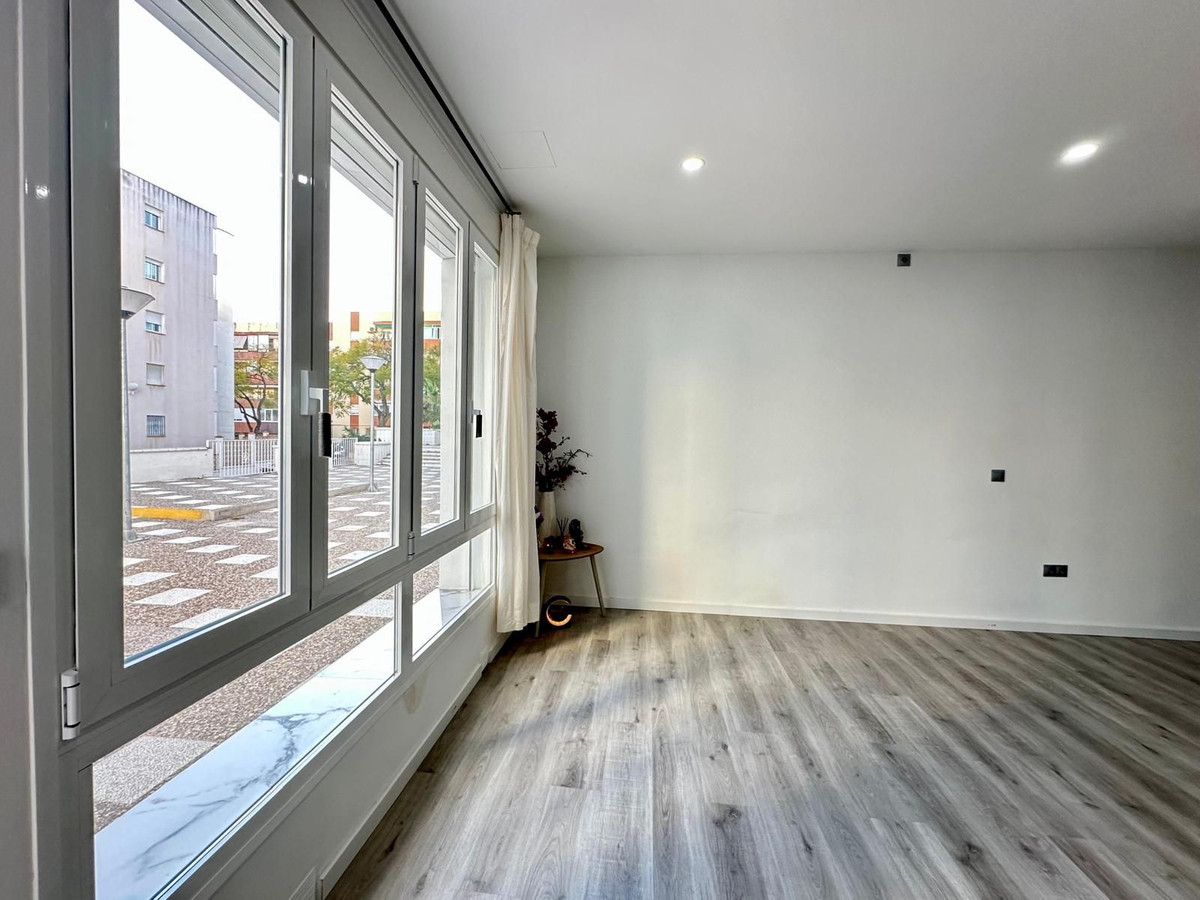 Se vende Apartamento Planta Baja de 1 dormitorios en Costa Del Sol, Málaga, España