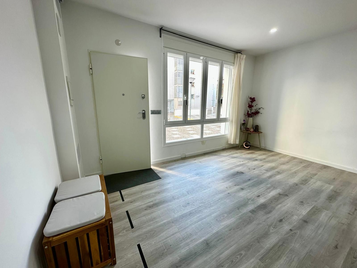 Se vende Apartamento Planta Baja de 1 dormitorios en Costa Del Sol, Málaga, España