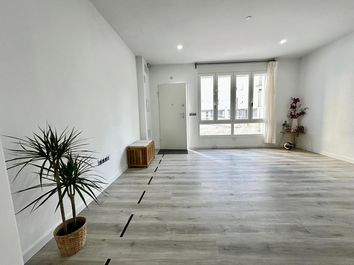 Se vende Apartamento Planta Baja de 1 dormitorios en Costa Del Sol, Málaga, España