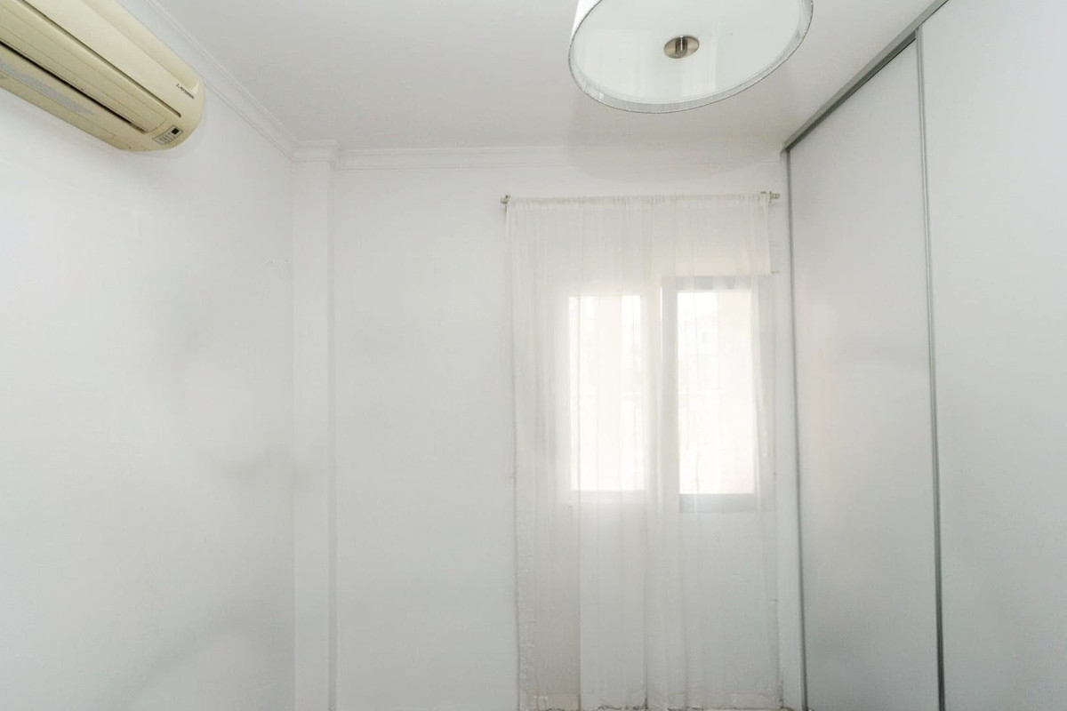 Se vende Apartamento Planta Baja de 2 dormitorios en Costa Blanca, Alicante, España