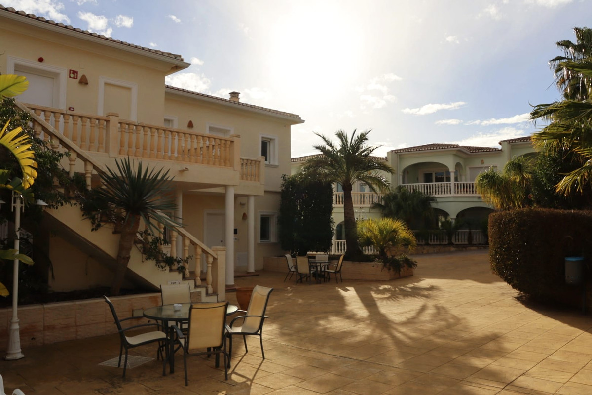 Se vende Apartamento Planta Baja de 2 dormitorios en Costa Blanca, Alicante, España