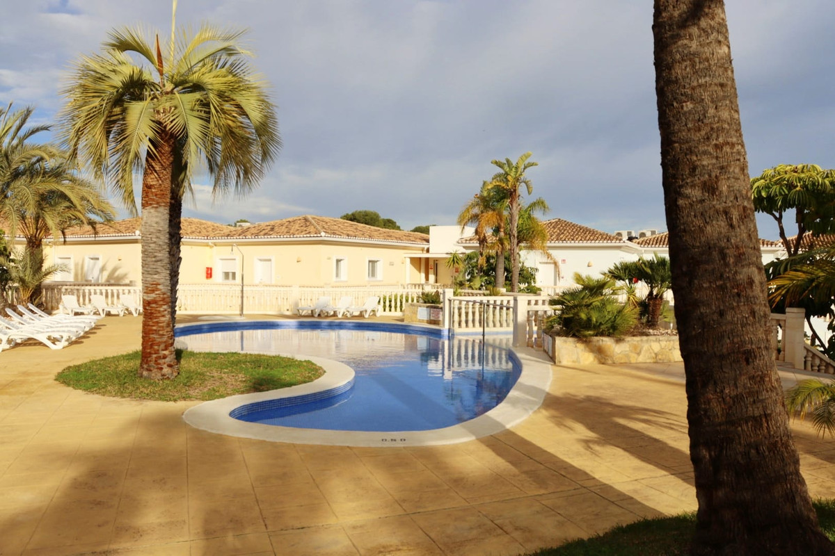 Se vende Apartamento Planta Baja de 2 dormitorios en Costa Blanca, Alicante, España