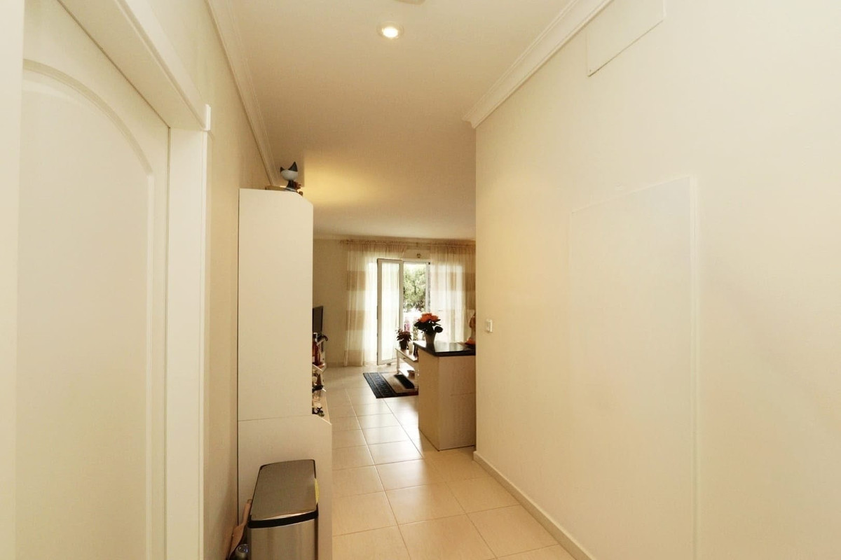 Se vende Apartamento Planta Baja de 2 dormitorios en Costa Blanca, Alicante, España