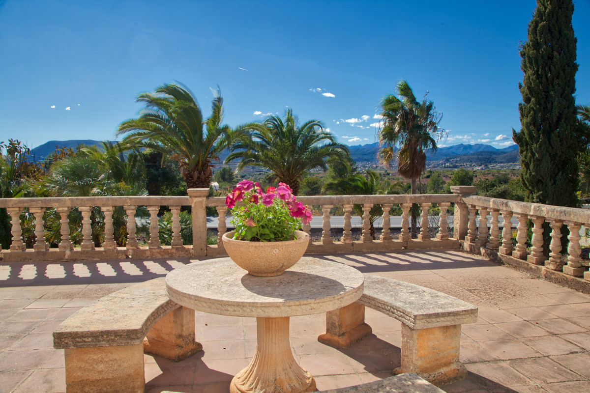4 Bed Townhouse for sale in Javea Costa Blanca, Alicante, Spain