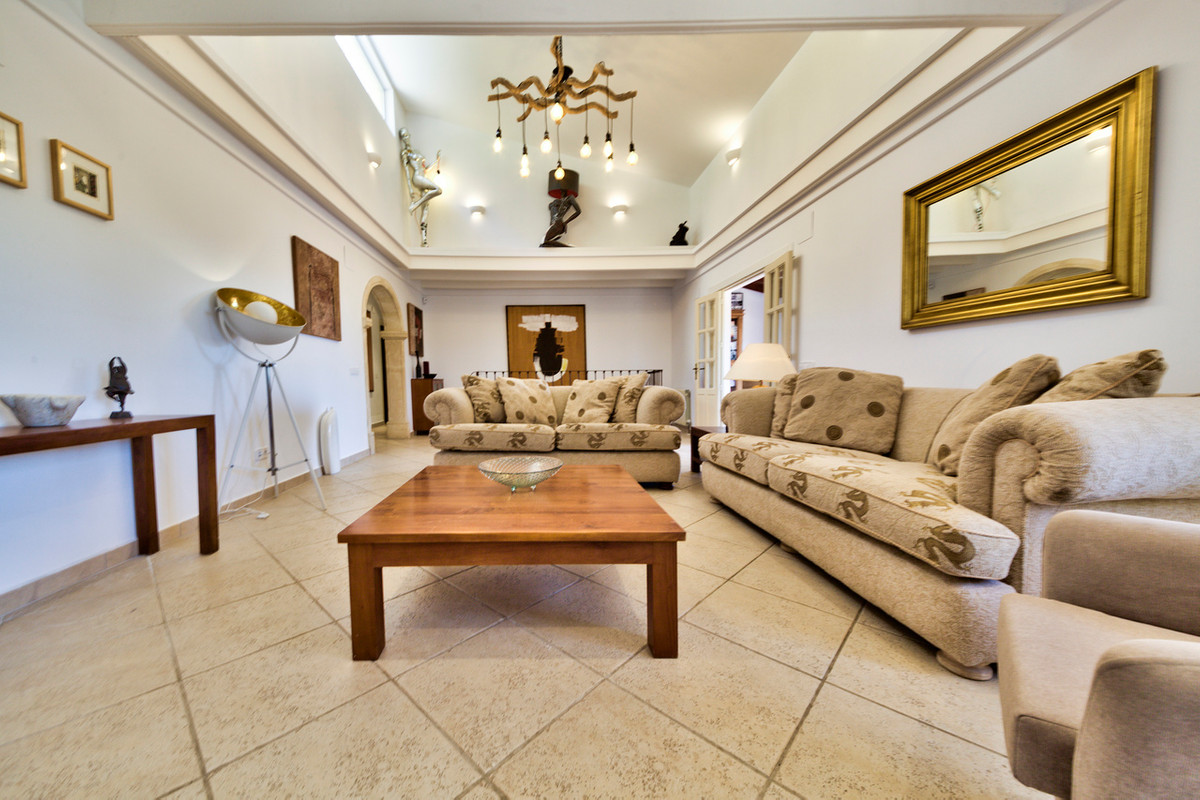 5 Bed Townhouse for sale in Javea Costa Blanca, Alicante, Spain
