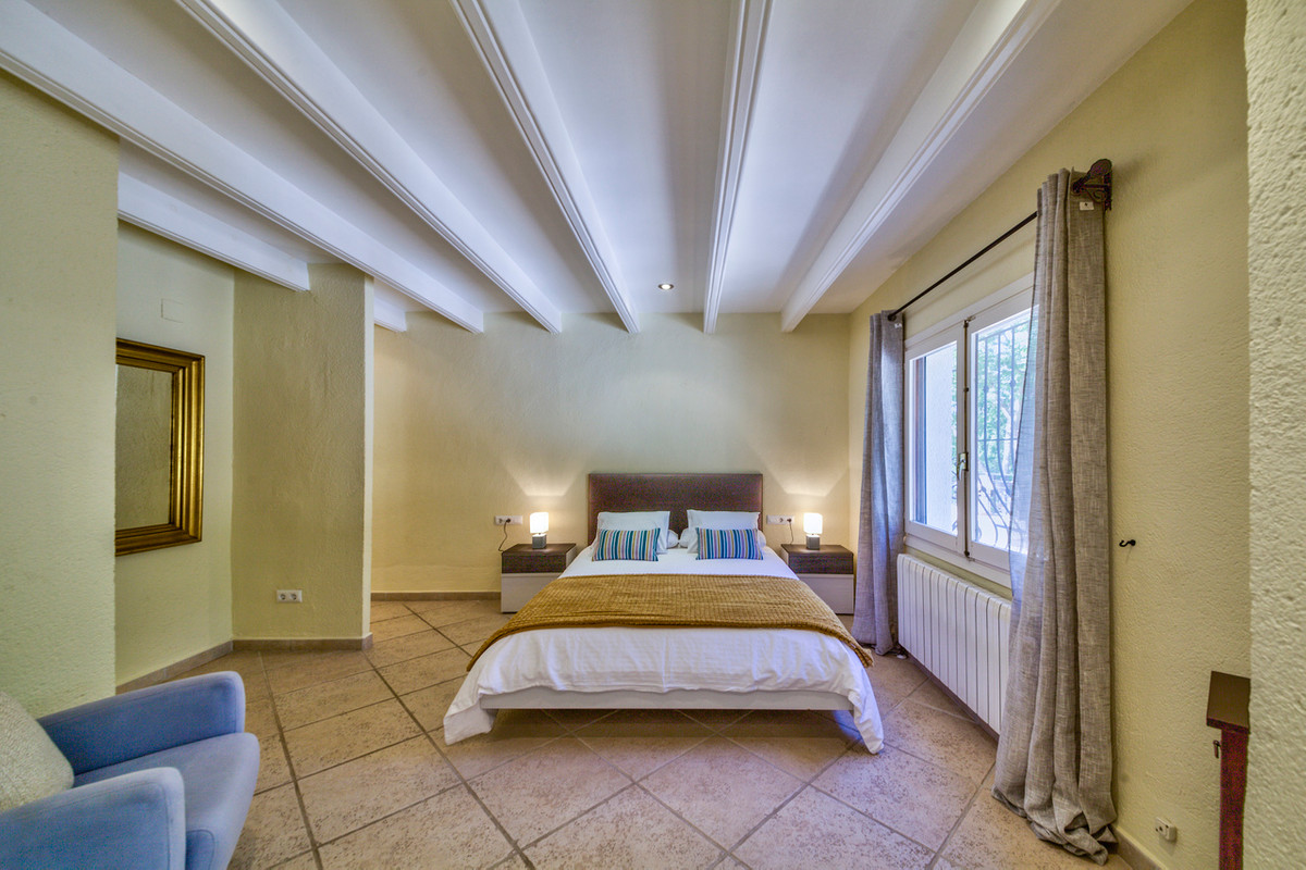 5 Bed Townhouse for sale in Javea Costa Blanca, Alicante, Spain