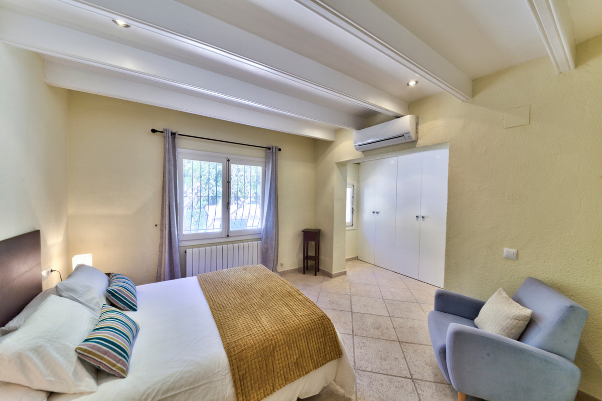 5 Bed Townhouse for sale in Javea Costa Blanca, Alicante, Spain
