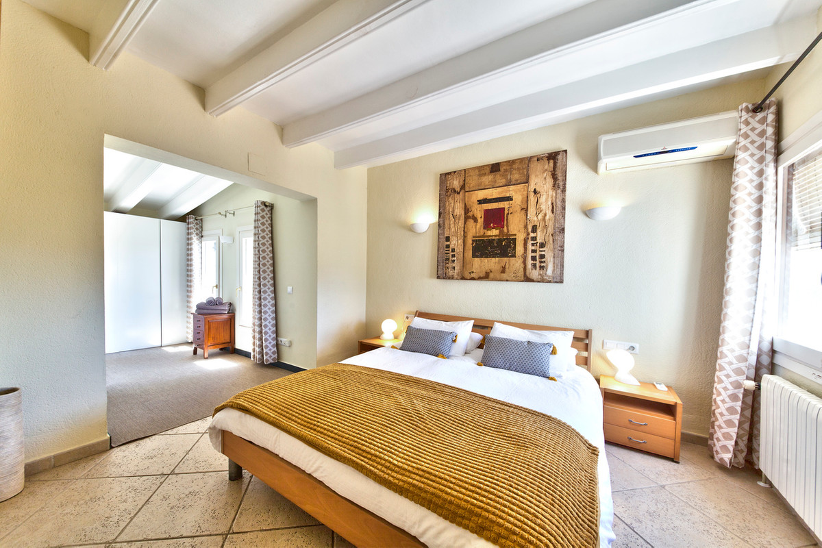 5 Bed Townhouse for sale in Javea Costa Blanca, Alicante, Spain