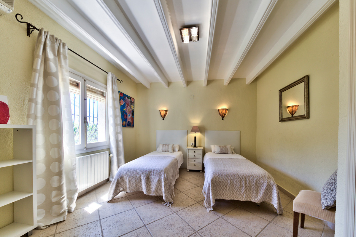 5 Bed Townhouse for sale in Javea Costa Blanca, Alicante, Spain