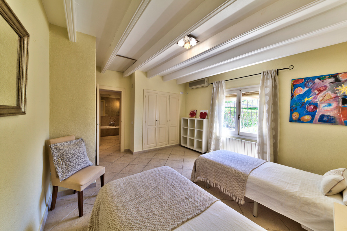 5 Bed Townhouse for sale in Javea Costa Blanca, Alicante, Spain