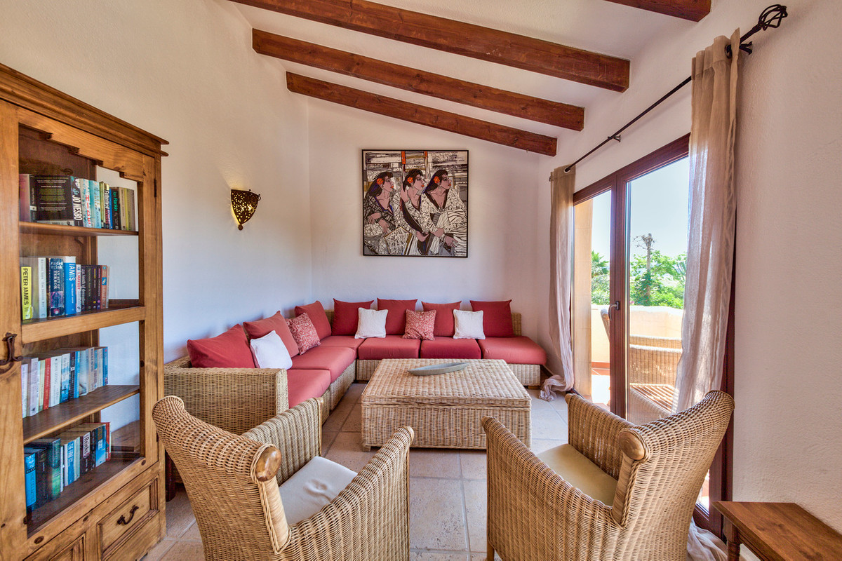 5 Bed Townhouse for sale in Javea Costa Blanca, Alicante, Spain