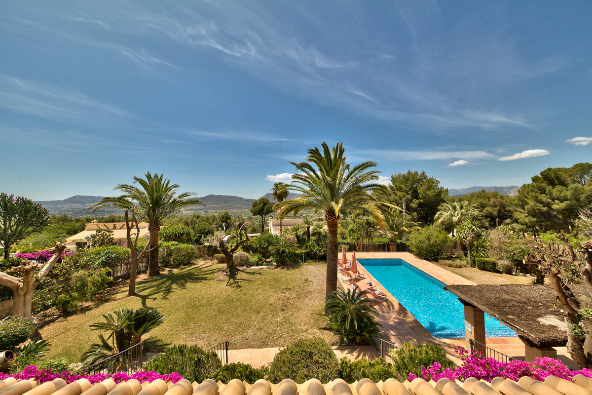 5 Bed Townhouse for sale in Javea Costa Blanca, Alicante, Spain