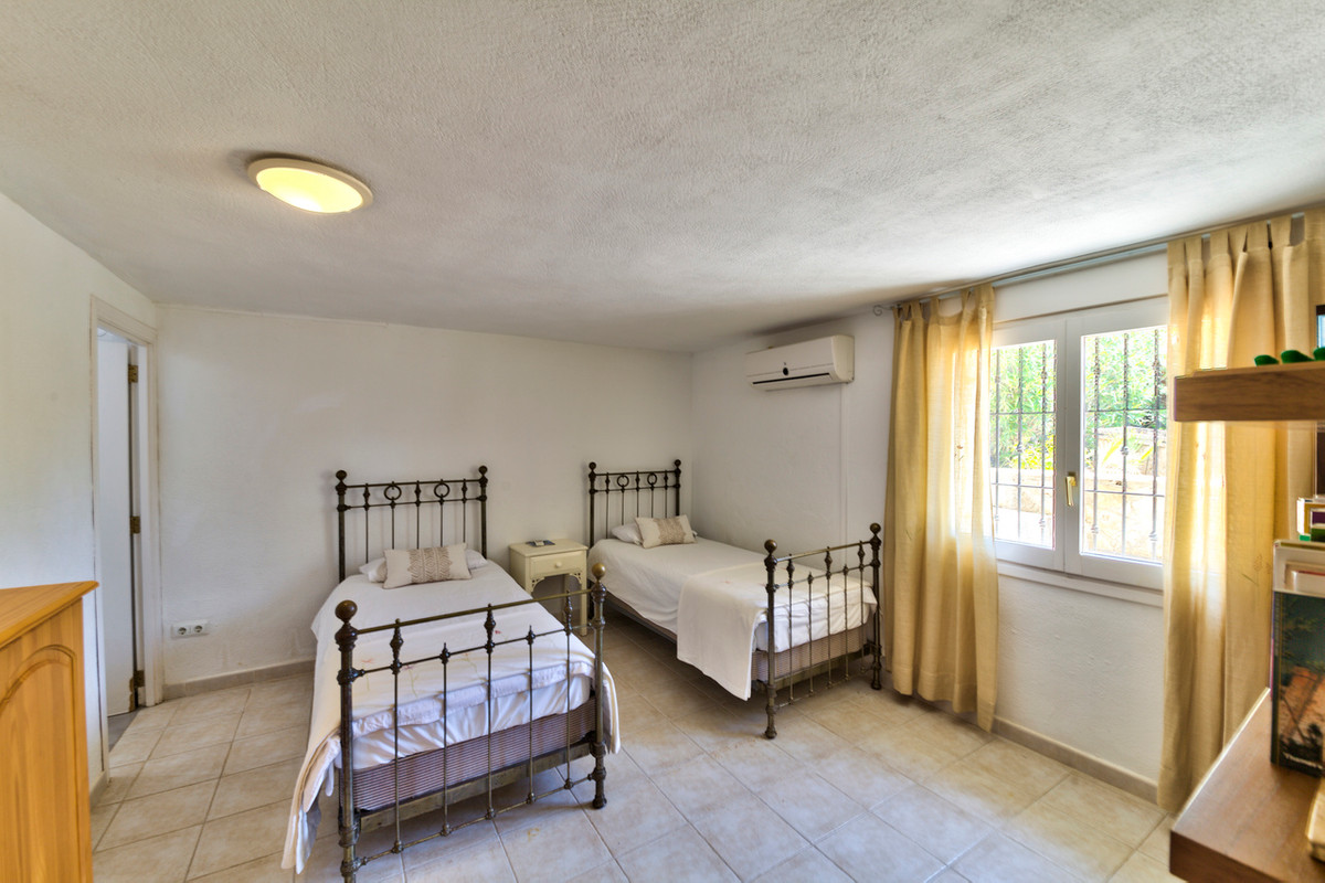 5 Bed Townhouse for sale in Javea Costa Blanca, Alicante, Spain