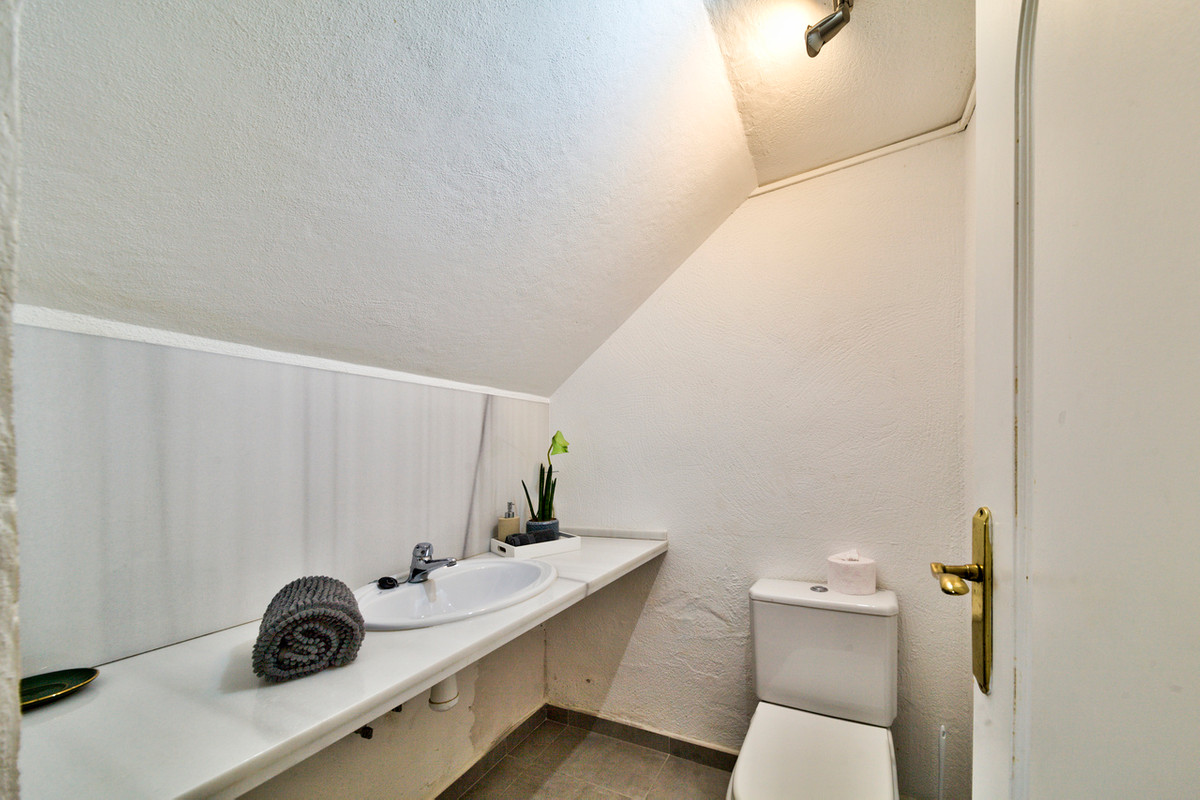 5 Bed Townhouse for sale in Javea Costa Blanca, Alicante, Spain