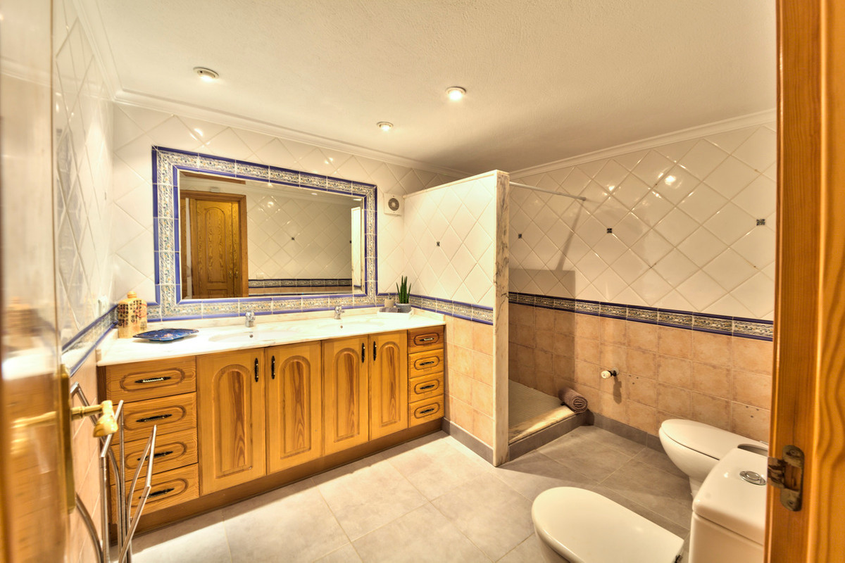 5 Bed Townhouse for sale in Javea Costa Blanca, Alicante, Spain