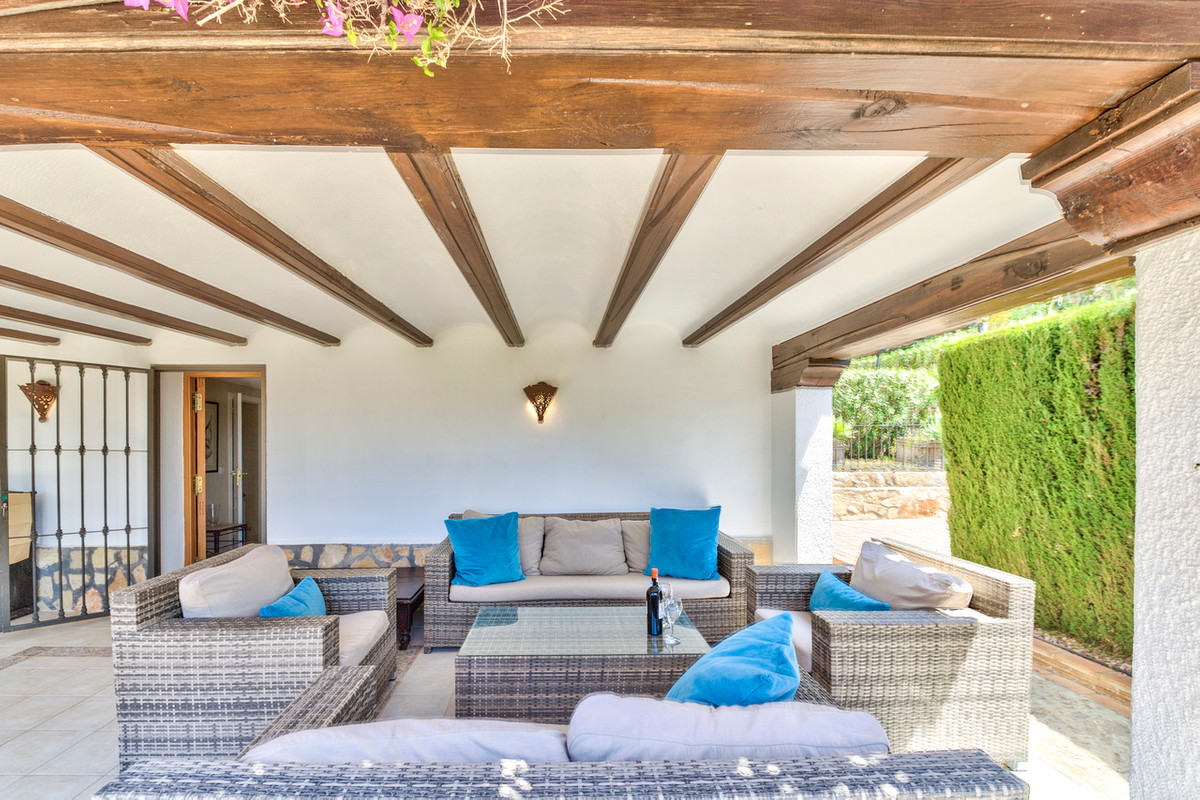 5 Bed Townhouse for sale in Javea Costa Blanca, Alicante, Spain