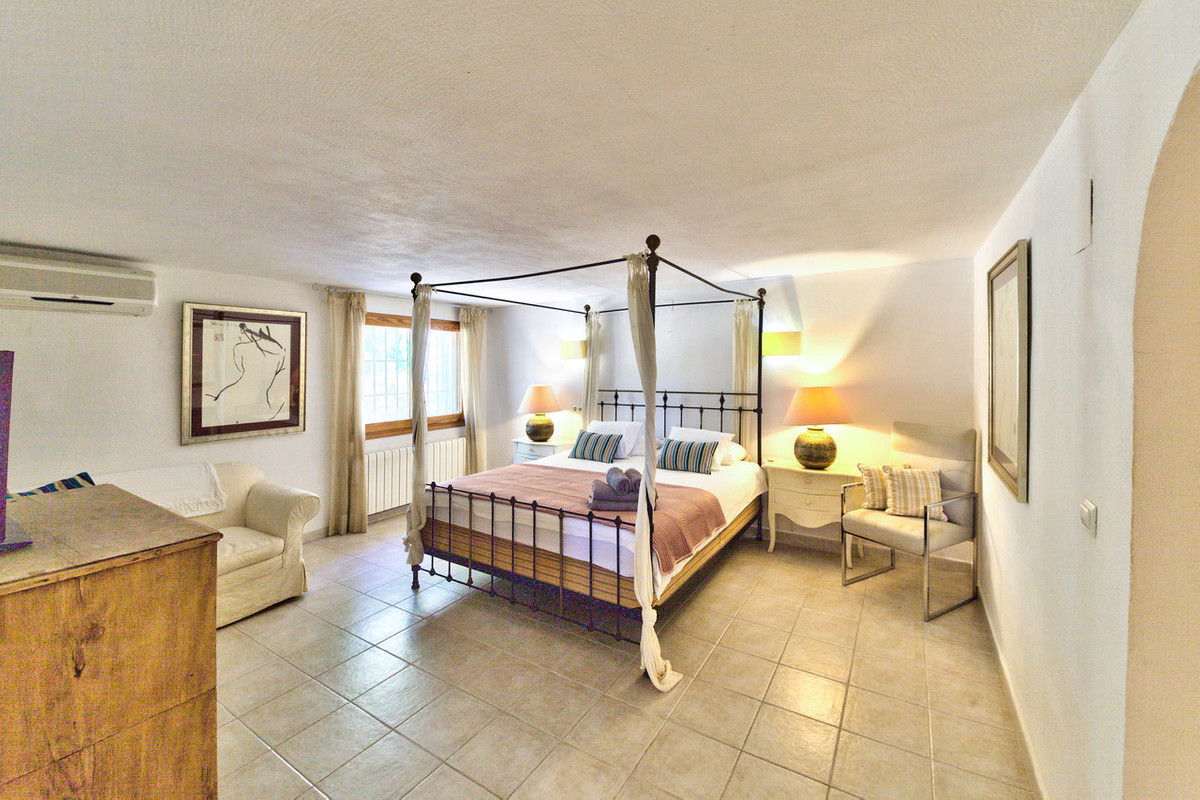 5 Bed Townhouse for sale in Javea Costa Blanca, Alicante, Spain