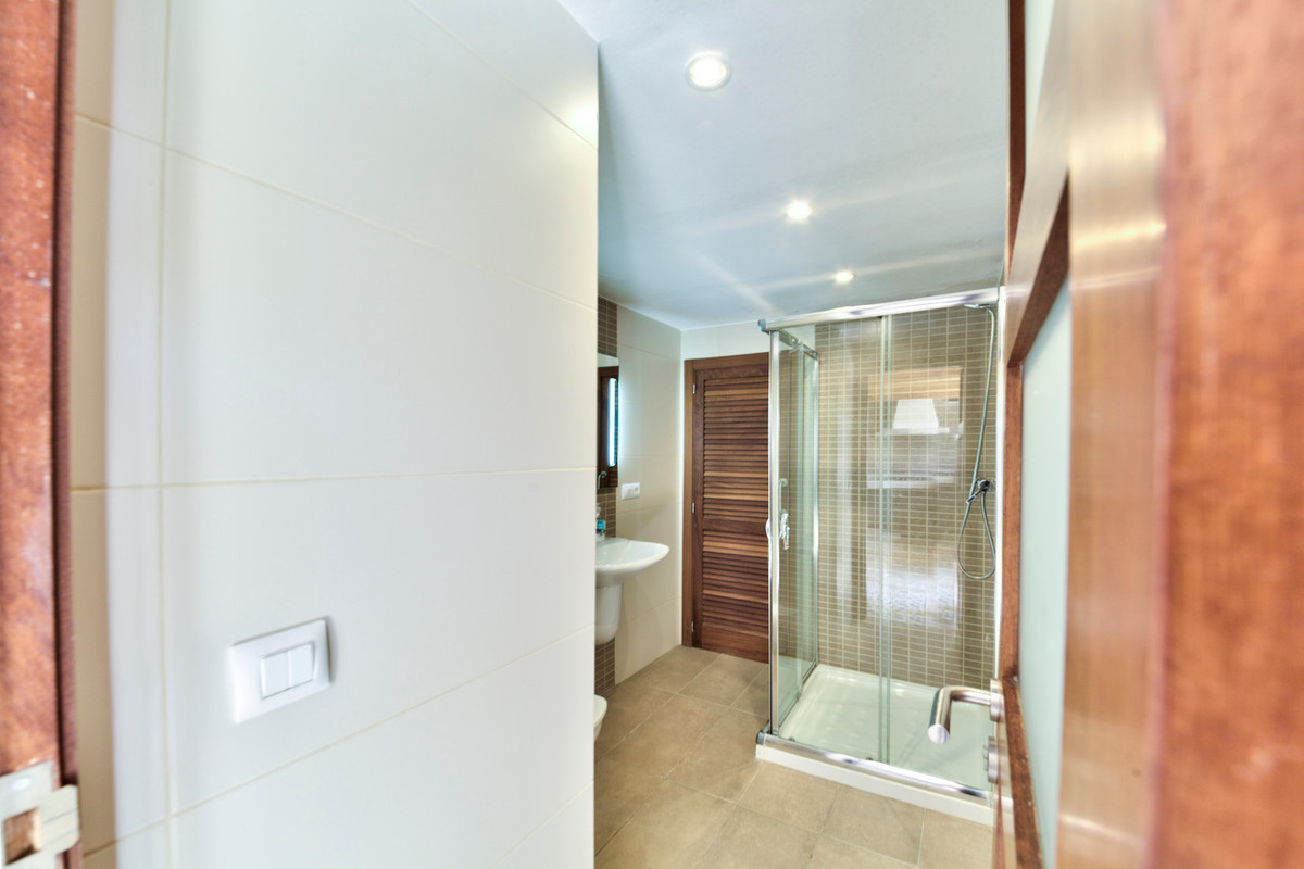 5 Bed Townhouse for sale in Javea Costa Blanca, Alicante, Spain