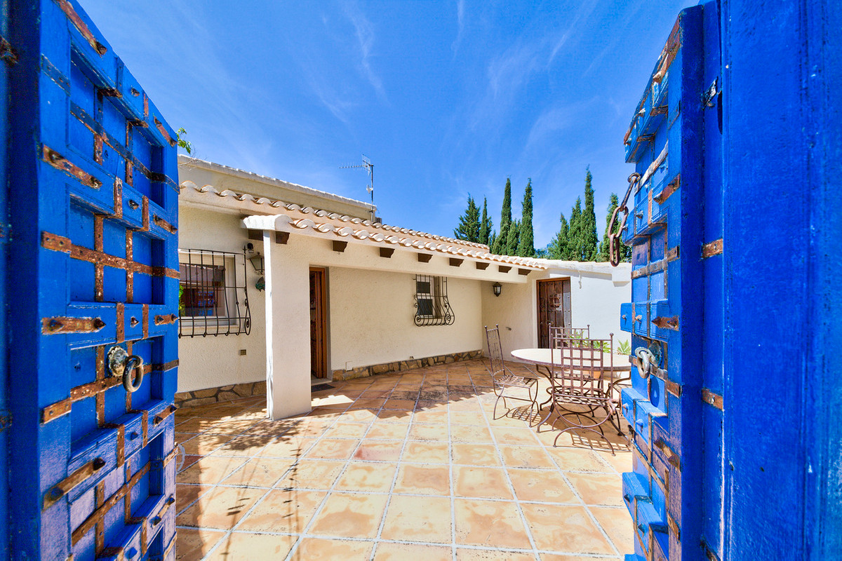 5 Bed Townhouse for sale in Javea Costa Blanca, Alicante, Spain