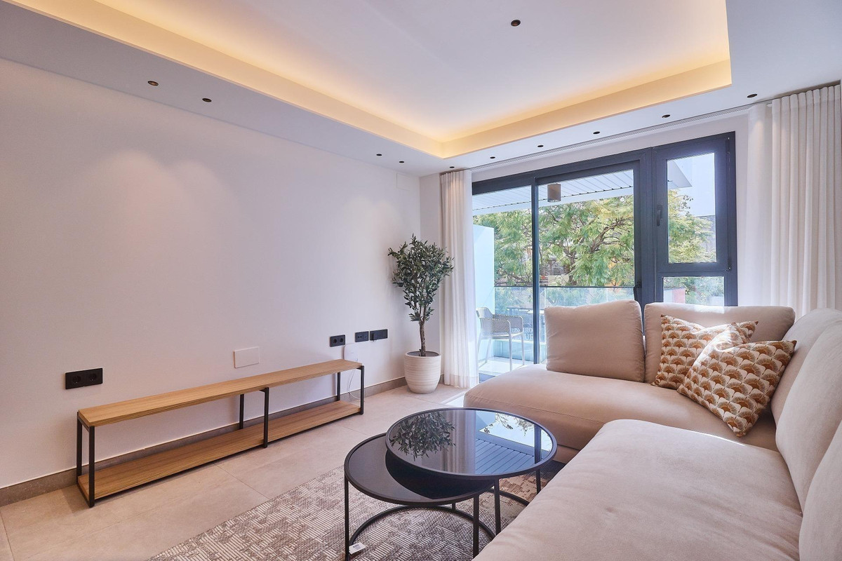 Se vende Apartamento Planta Media de 3 dormitorios en Costa Del Sol, Málaga, España