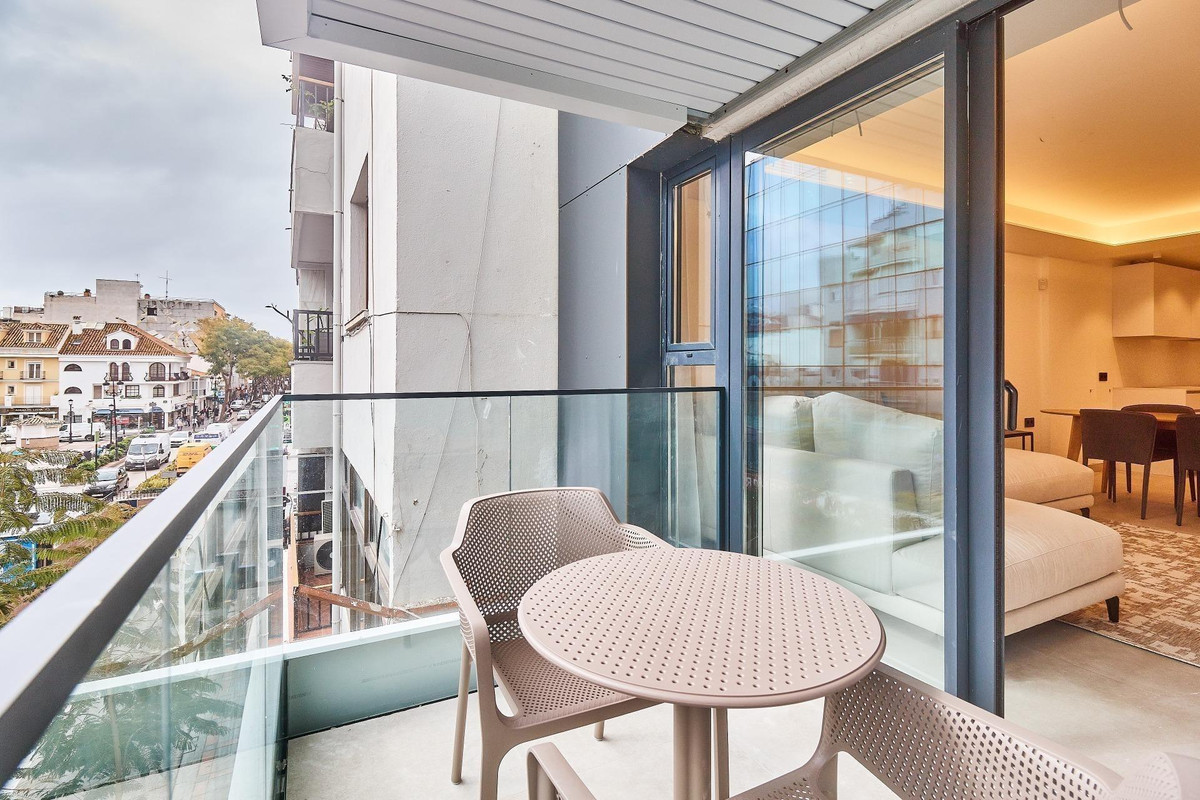 Se vende Apartamento Planta Media de 3 dormitorios en Costa Del Sol, Málaga, España